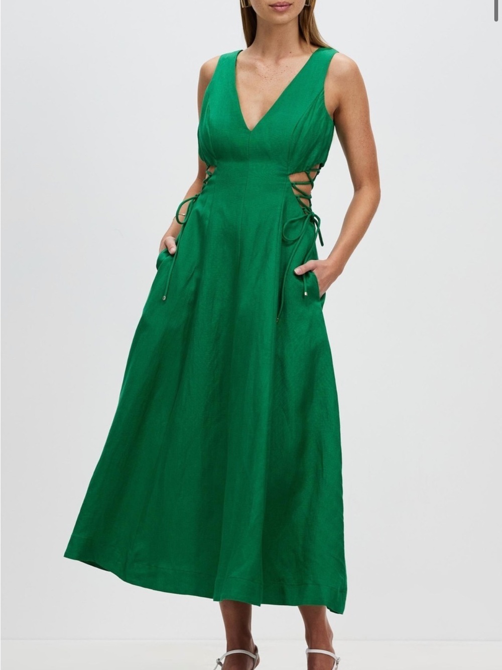 Green V-Neck Dress with Side Lace-Up